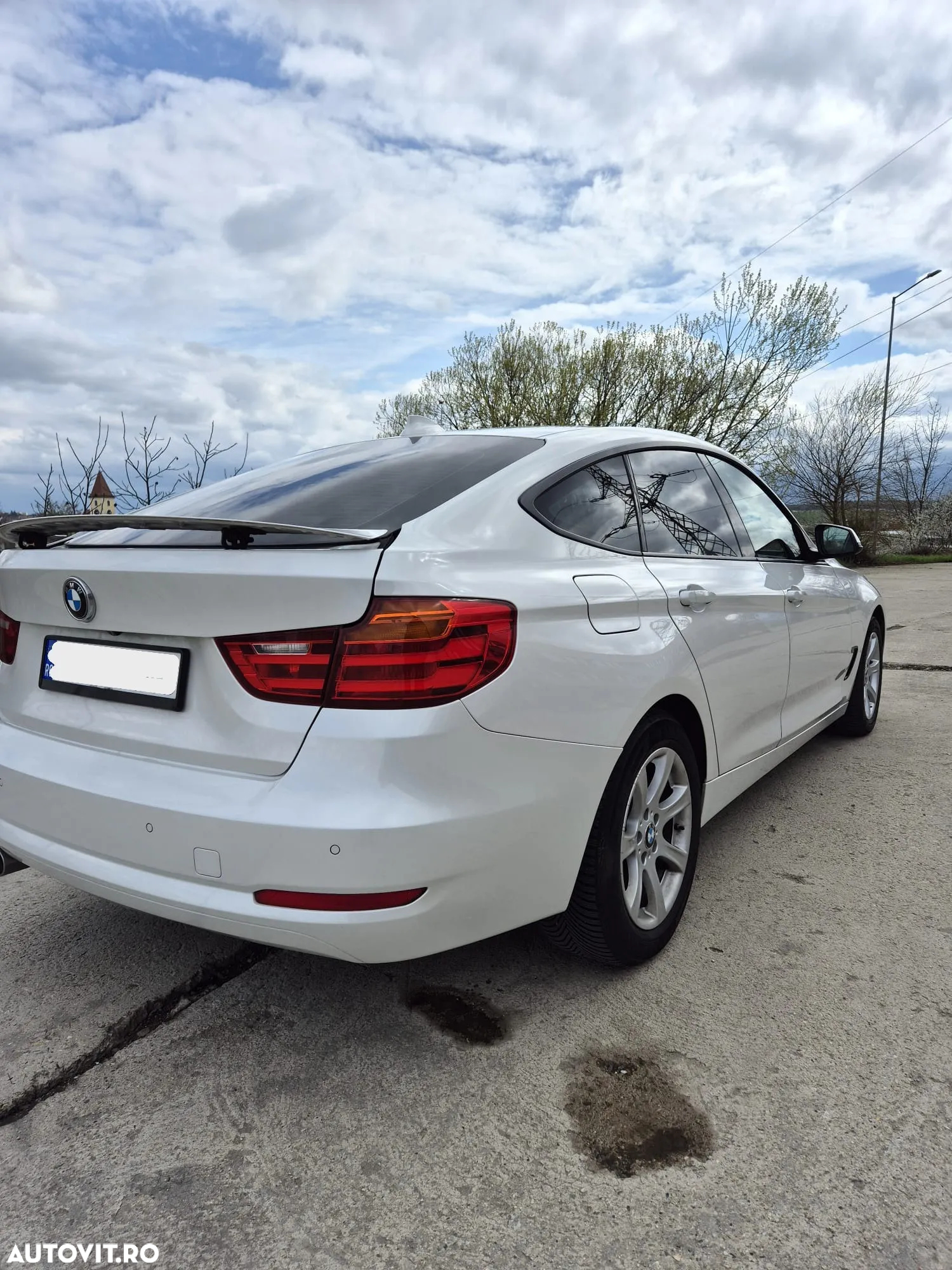BMW Seria 3 320d GT Aut. - 6