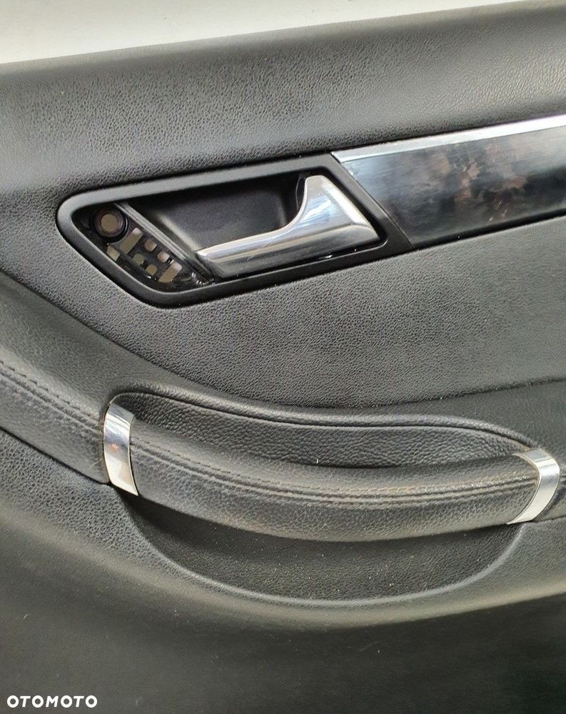 TAPICERKA BOCZEK PRAWY PRZÓD MERCEDES W251 EUROPA - 4