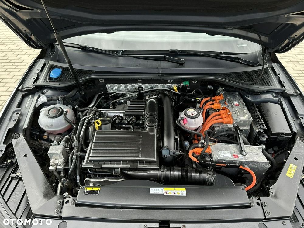 Volkswagen Passat Variant 1.4 TSI Plug-In Hybrid GTE DSG - 30