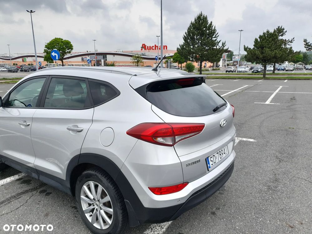 Hyundai Tucson - 2