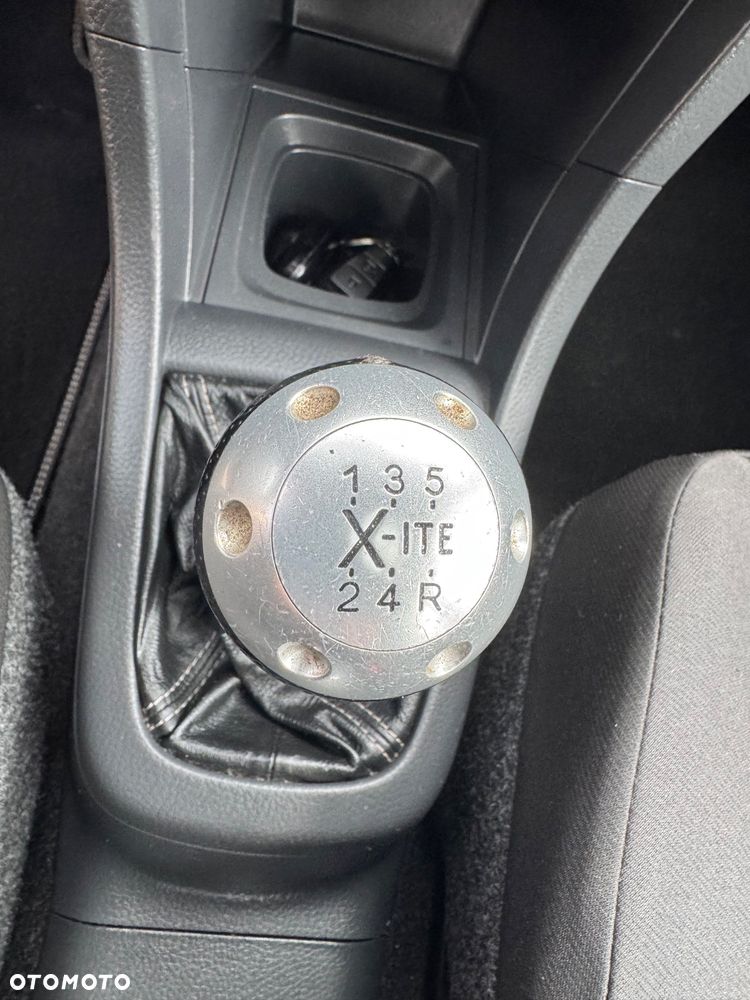 Suzuki Swift - 30