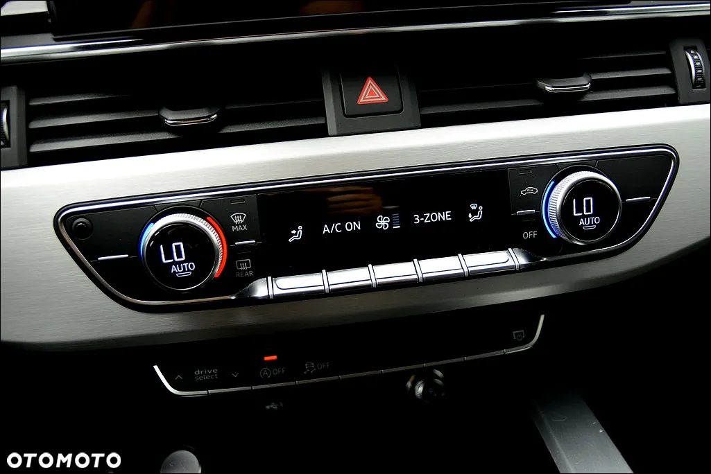 Audi A4 Avant 35 TFSI S tronic S line - 32
