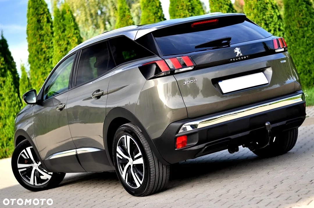 Peugeot 3008 1.2 PureTech Allure S&S - 11