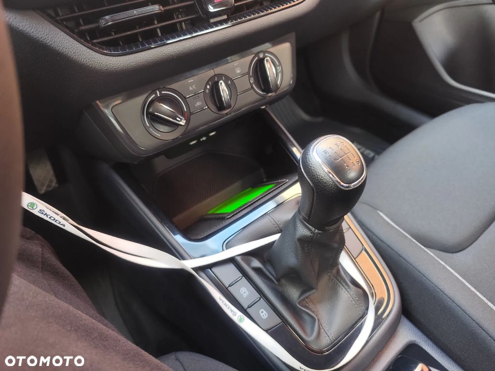 Skoda Fabia 1.0 TSI Active - 21