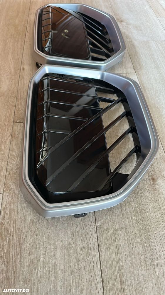 Vand Grile active pentru bara fata BMW X3 model G45, Iconic Glow Kidney Grille (luminata led), an de fabricatie 2025-2026. Stare perfecta. - 1