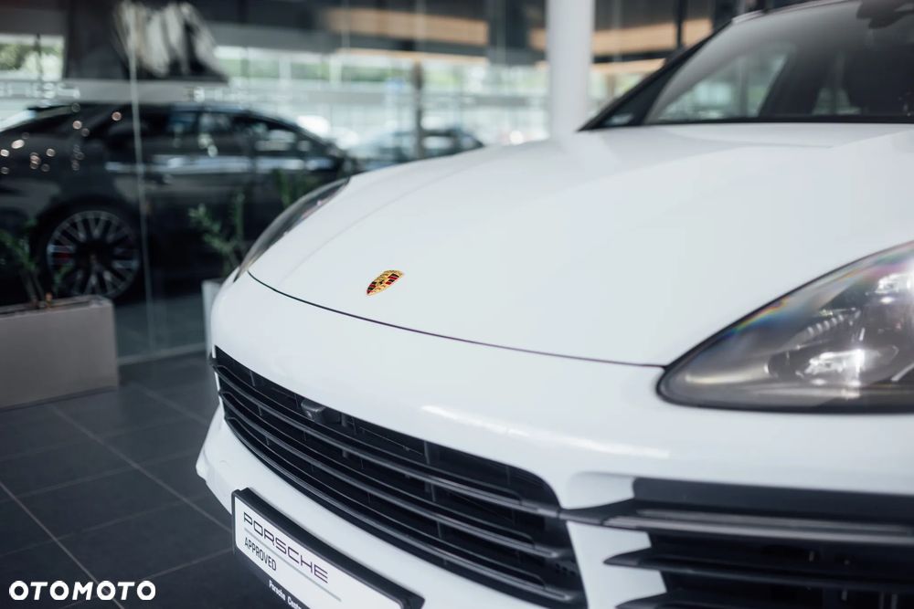 Porsche Cayenne Standard - 22