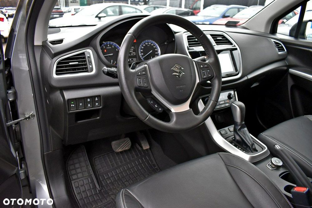 Suzuki SX4 S-Cross 1.4 T Premium 4WD - 9