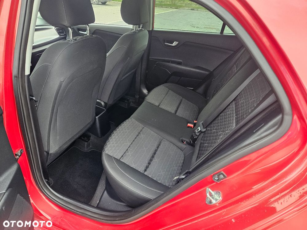 Kia Rio 1.2 L Business Line - 31