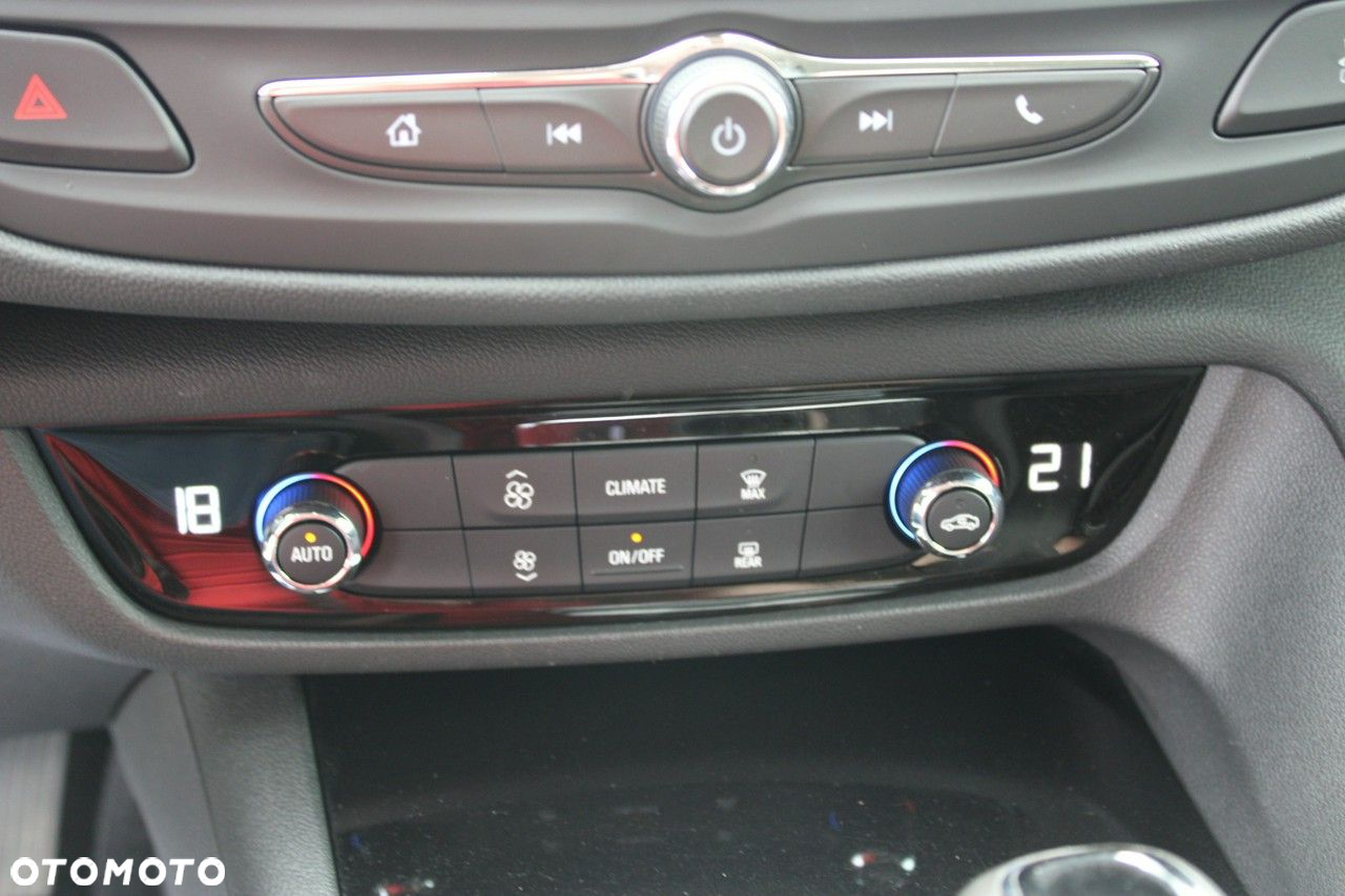 Opel Insignia - 24