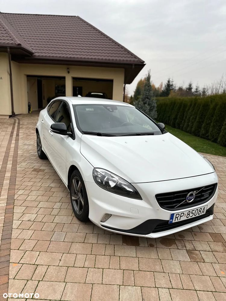 Volvo V40 D4 Summum - 3