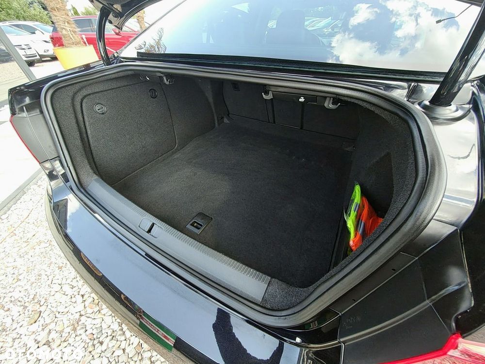 Volkswagen Passat 2.0 TDI DPF Highline DSG - 40