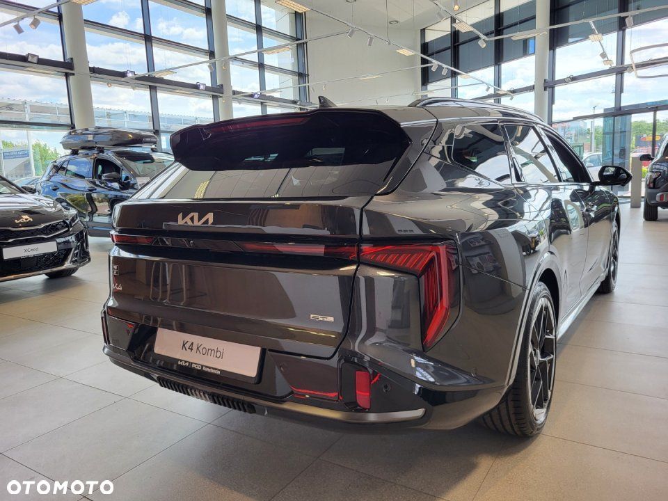 Kia K4 - 5