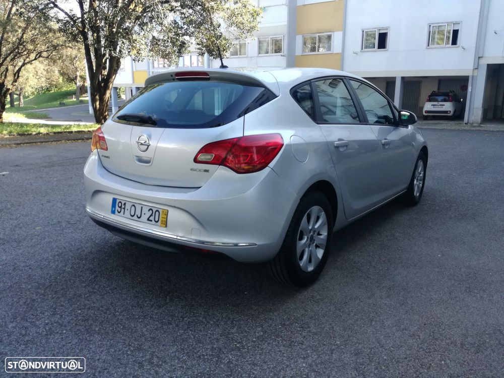 Opel Astra 1.3 CDTI Cosmo - 7