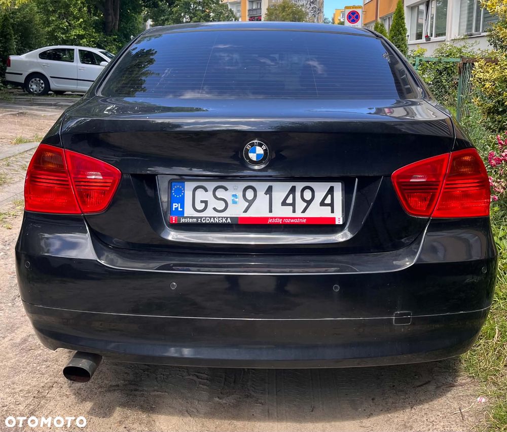 BMW Seria 3 318i - 10