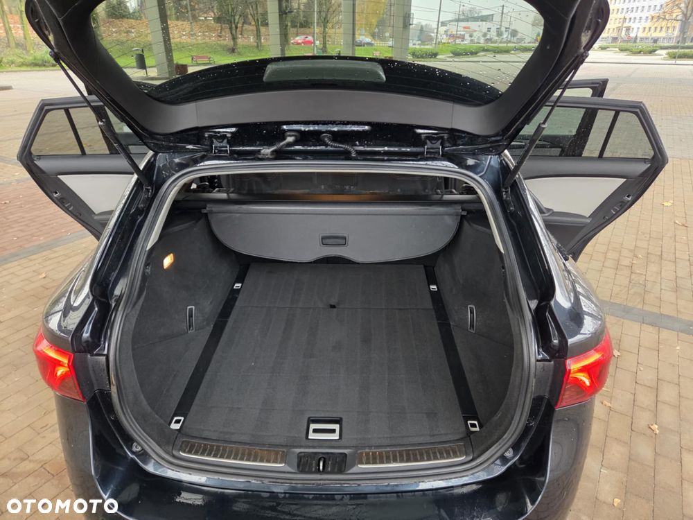 Toyota Avensis 1.8 Premium - 7