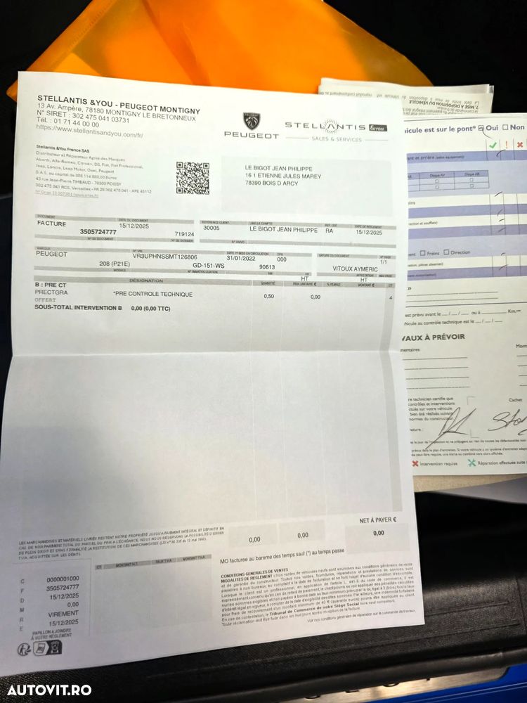 Peugeot 208 - 36