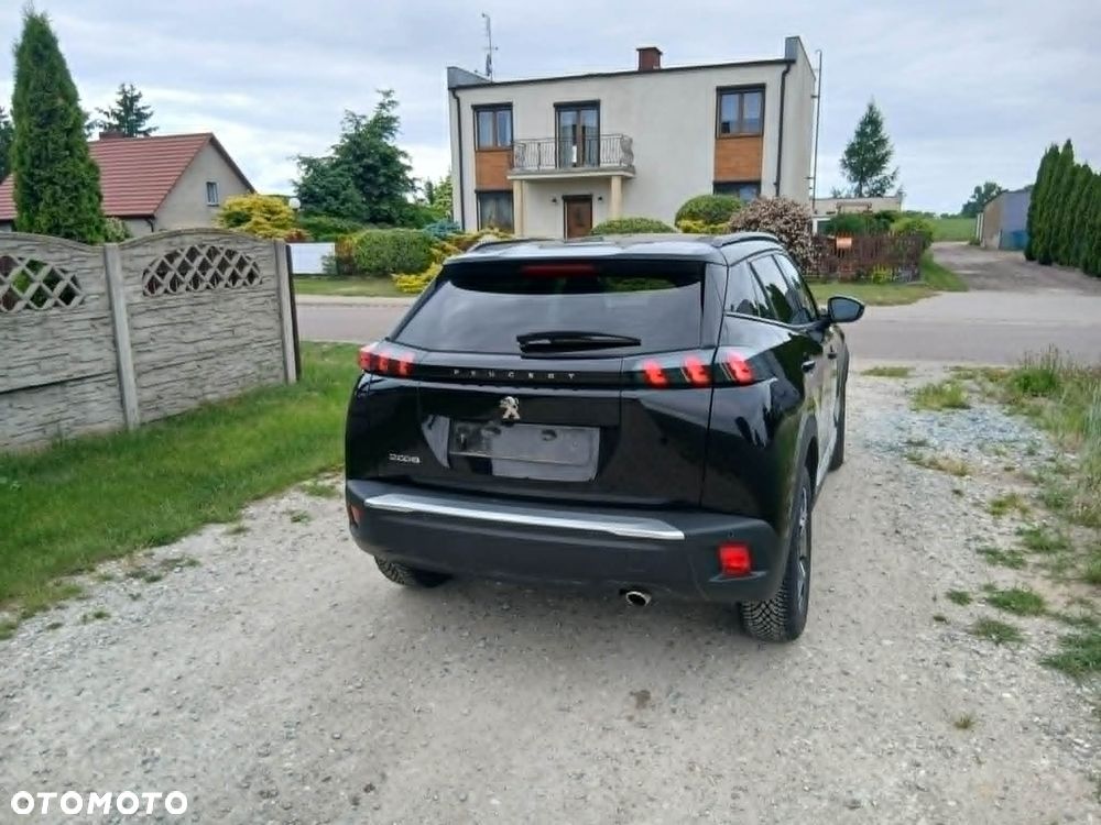 Peugeot 2008 1.5 BlueHDi Allure Pack S&S EAT8 - 9
