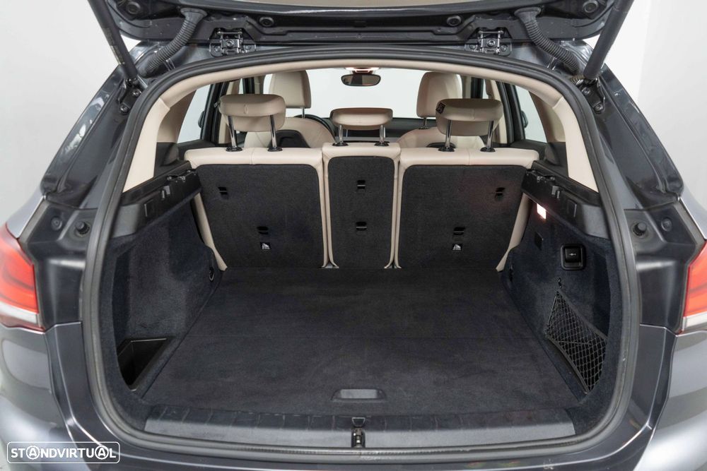 BMW X1 25 e xDrive Corporate Edition - 16