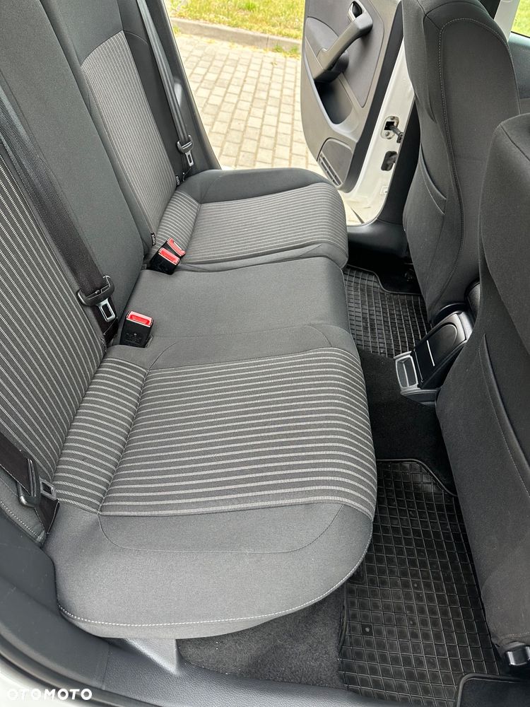 Volkswagen Polo 1.2 TSI Blue Motion Technology Highline - 26