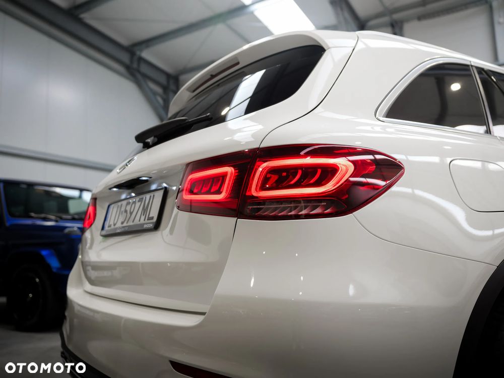 Mercedes-Benz GLC 200 d 4Matic 9G-TRONIC AMG Line - 10