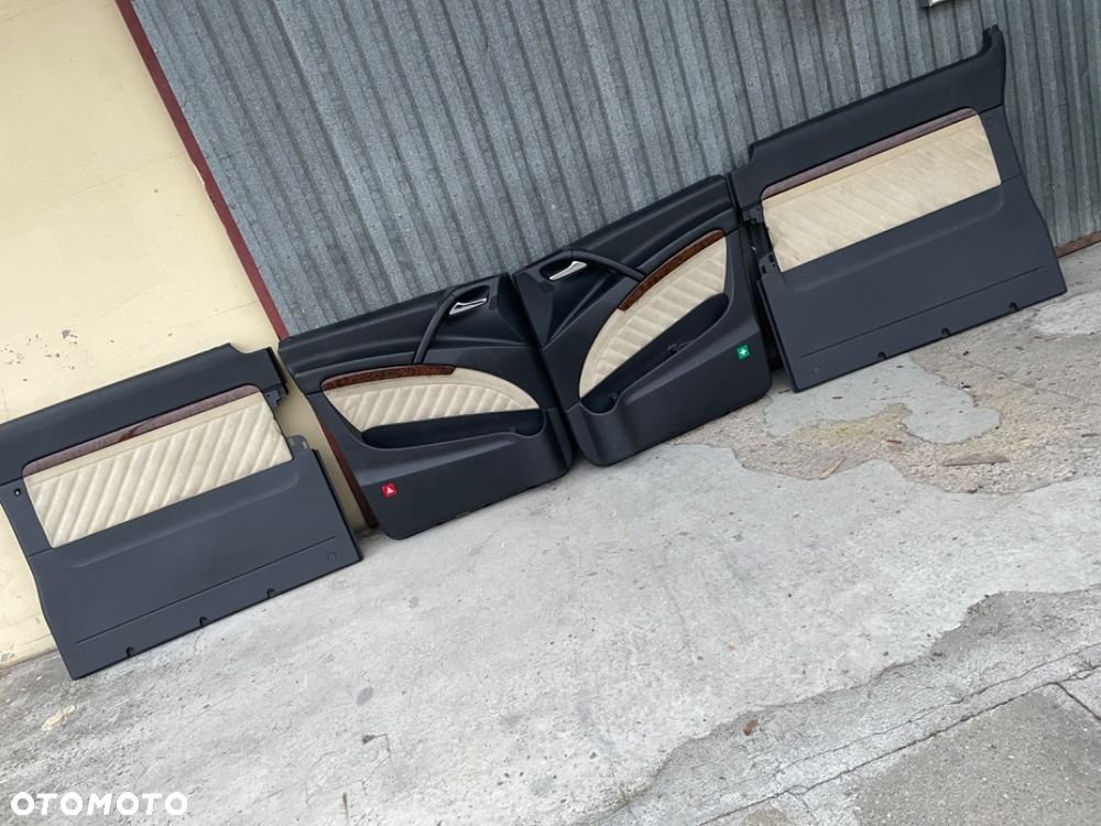 Mercedes viano 639 tapicerka beżowa  boczek wnętrze boczki  ambiente czarna skóra tapicerka drzwi long x clusive - 2