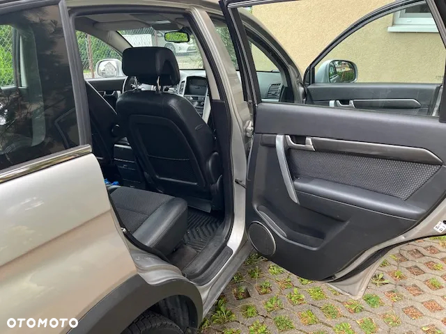 Chevrolet Captiva 2.0 4WD 7 Sitzer Automatik LT - 12