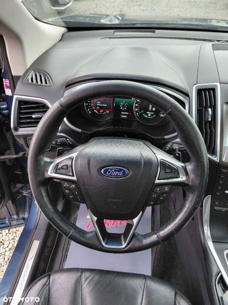Ford Edge - 15