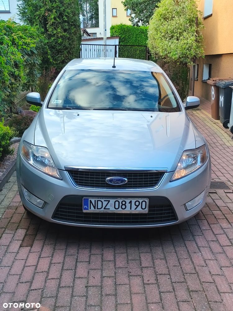 Ford Mondeo 2.0 Titanium - 2