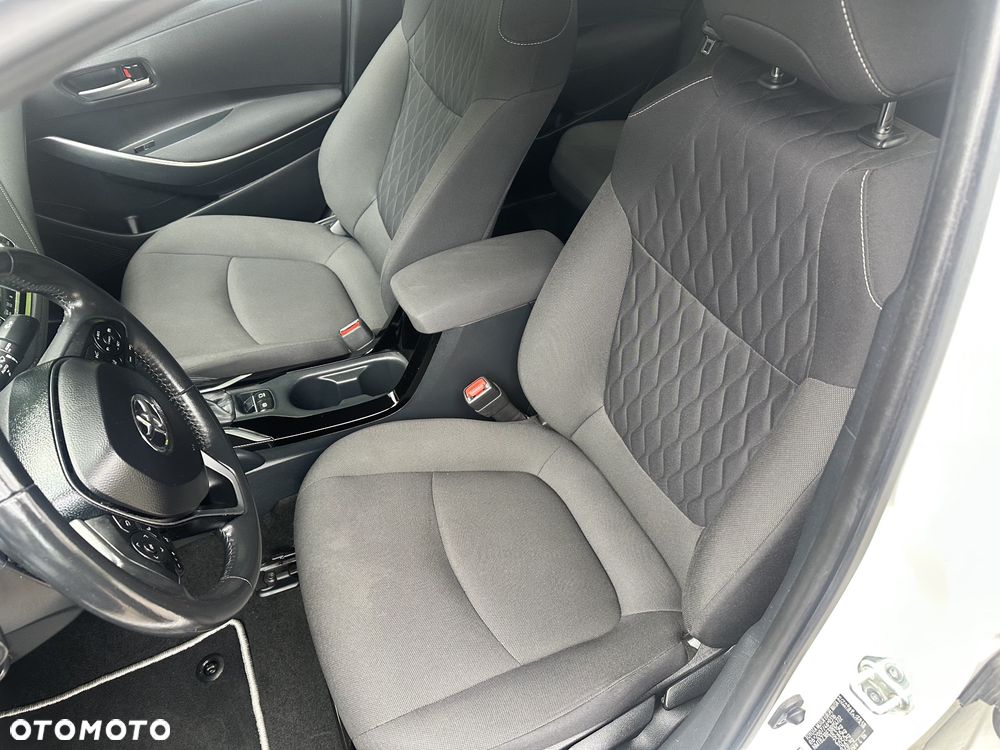 Toyota Corolla 1.8 Hybrid Comfort - 25