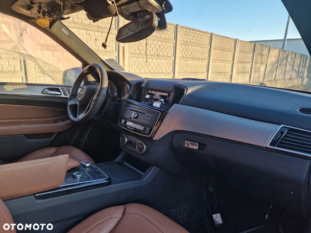 Mercedes-Benz GLE 350 d 4Matic 9G-TRONIC AMG Line - 7