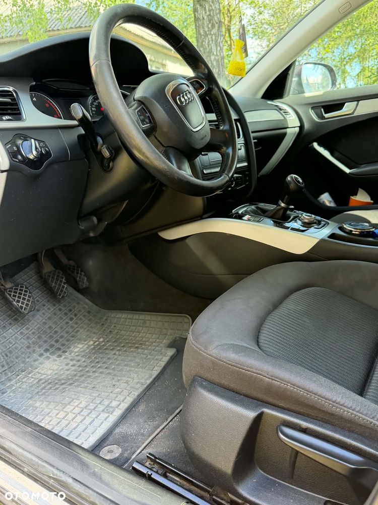 Audi A4 Avant - 14