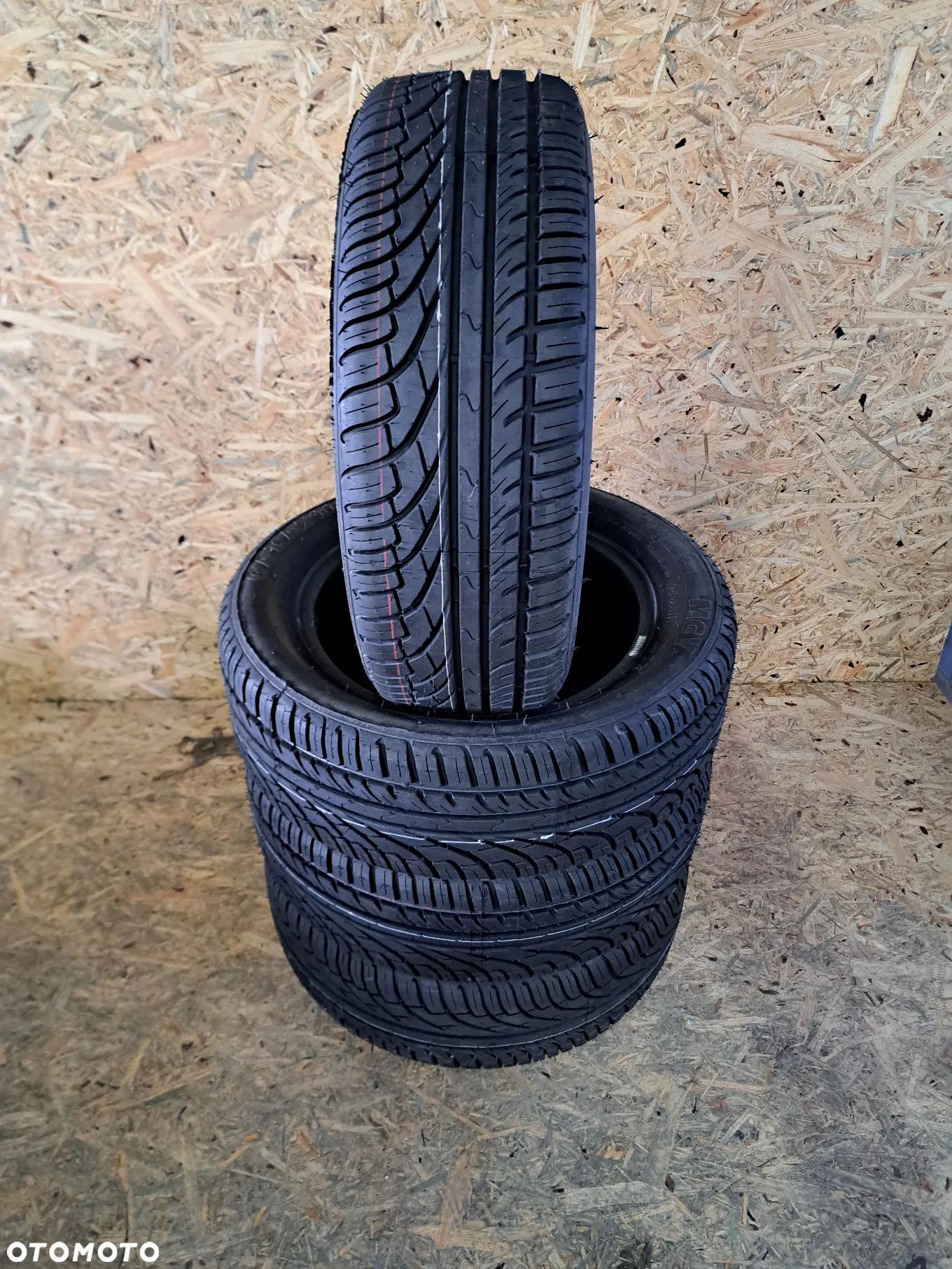 Galaxe MGY 205/55 R16 91S - 1