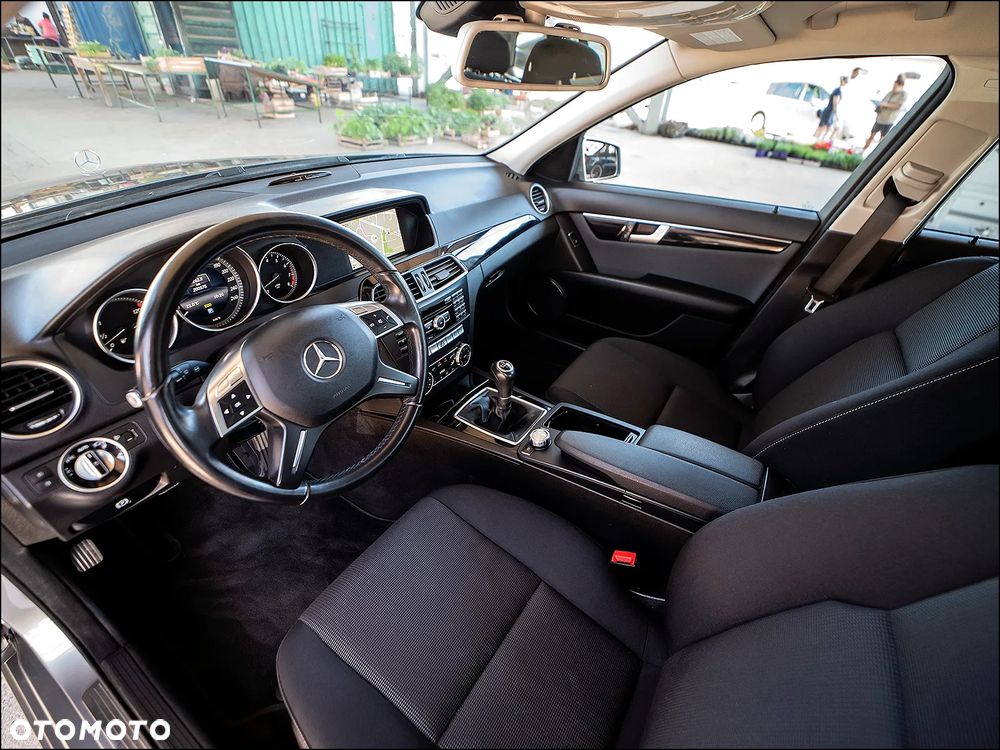 Mercedes-Benz Klasa C 180 (BlueEFFICIENCY) Elegance - 14