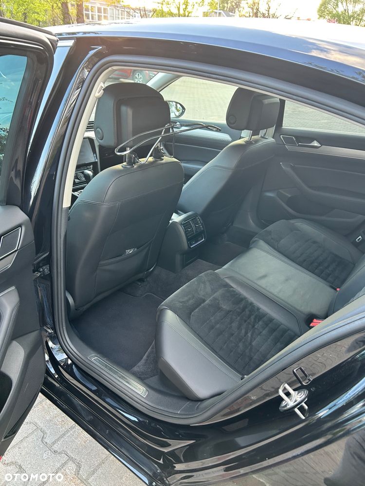 Volkswagen Passat - 9