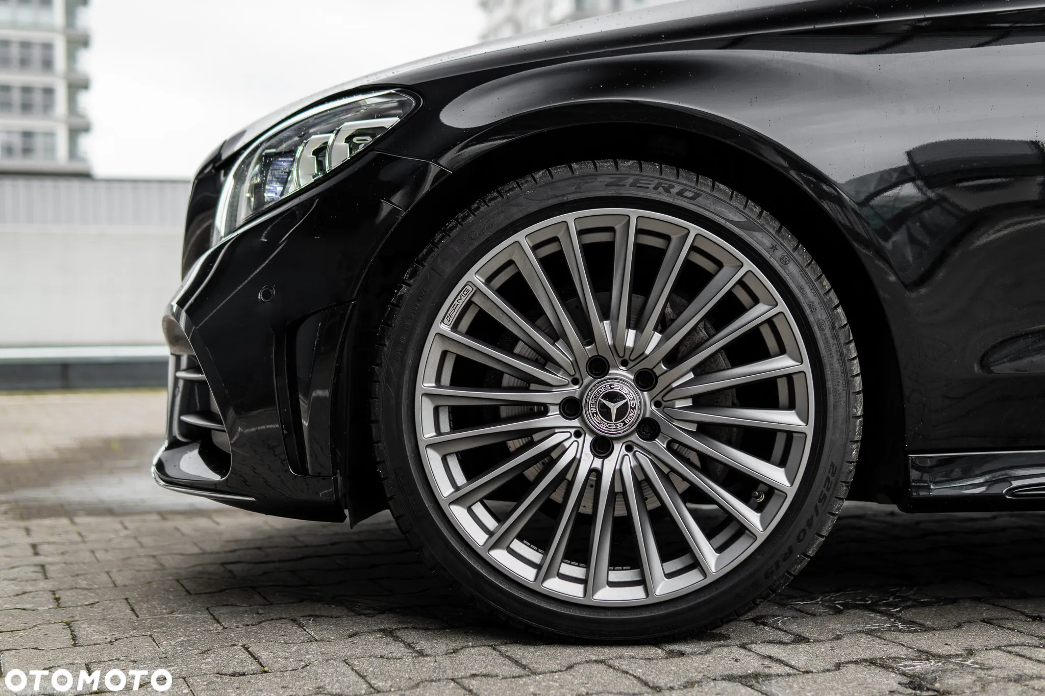 Mercedes-Benz Klasa C 220 d Coupe 4Matic 9G-TRONIC AMG Line - 10