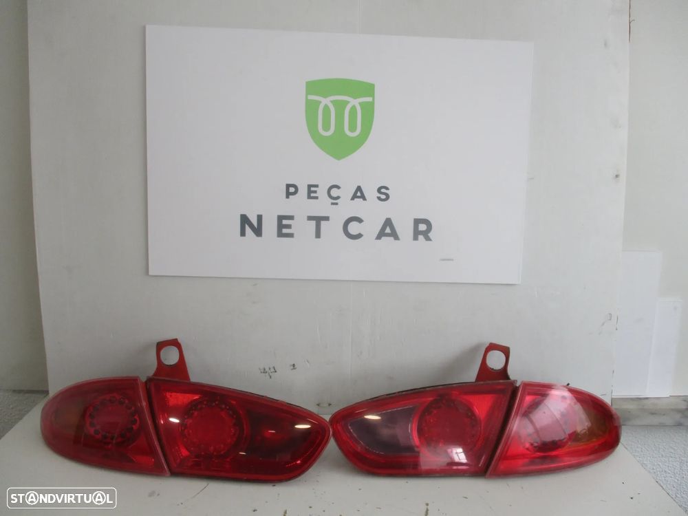 farolim farol Seat Leon 1P 2011 - 1