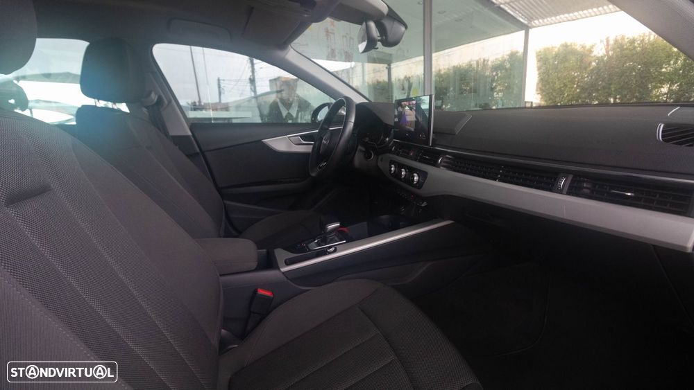 Audi A4 Avant 35 TDI S tronic - 12