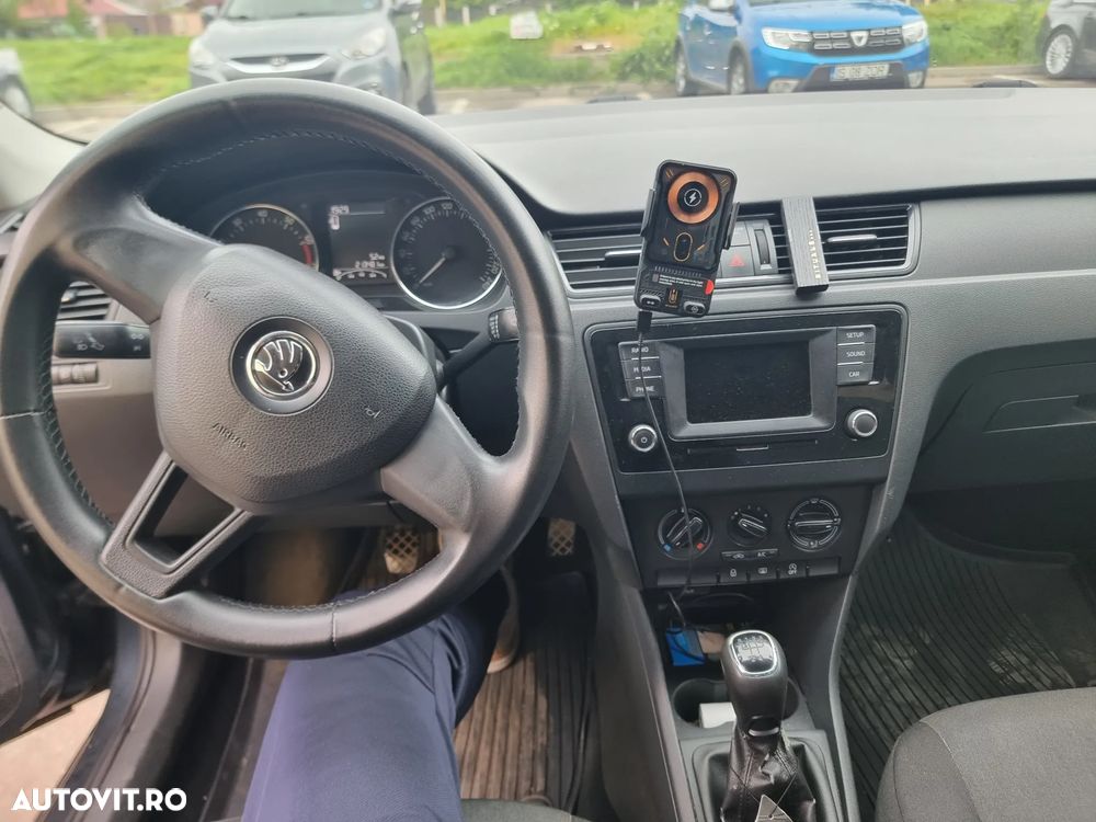Skoda RAPID 1.2 TSI Active - 5