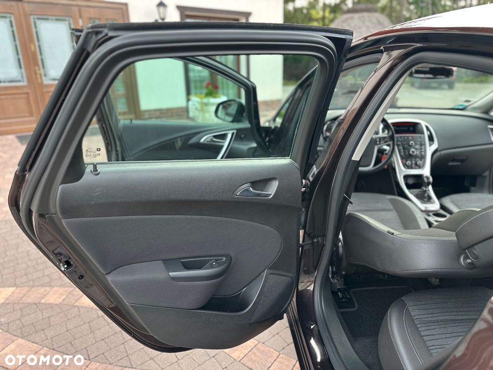 Opel Astra 1.6 ENERGY - 38