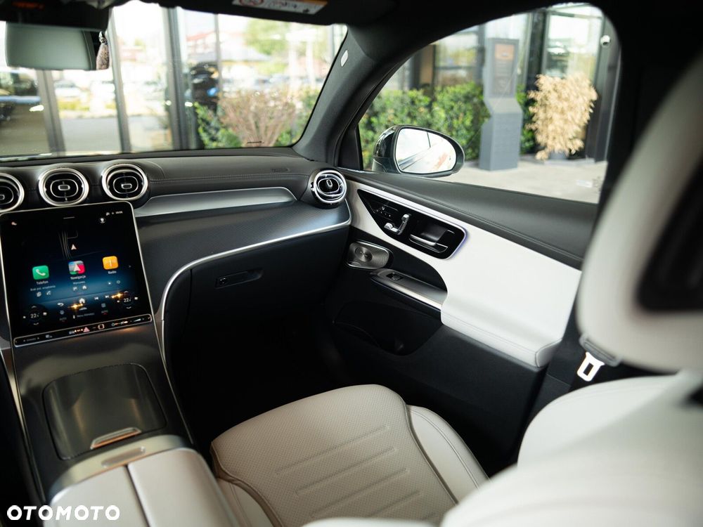 Mercedes-Benz GLC - 20