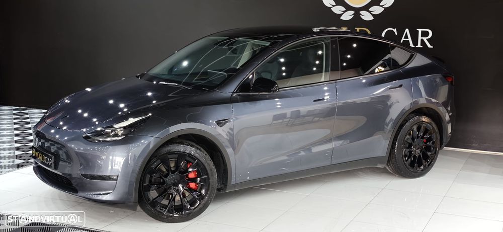 Tesla Model Y Long Range Tração Integral - 17