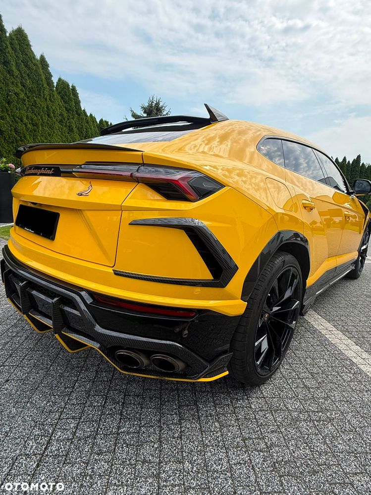 Lamborghini Urus - 5