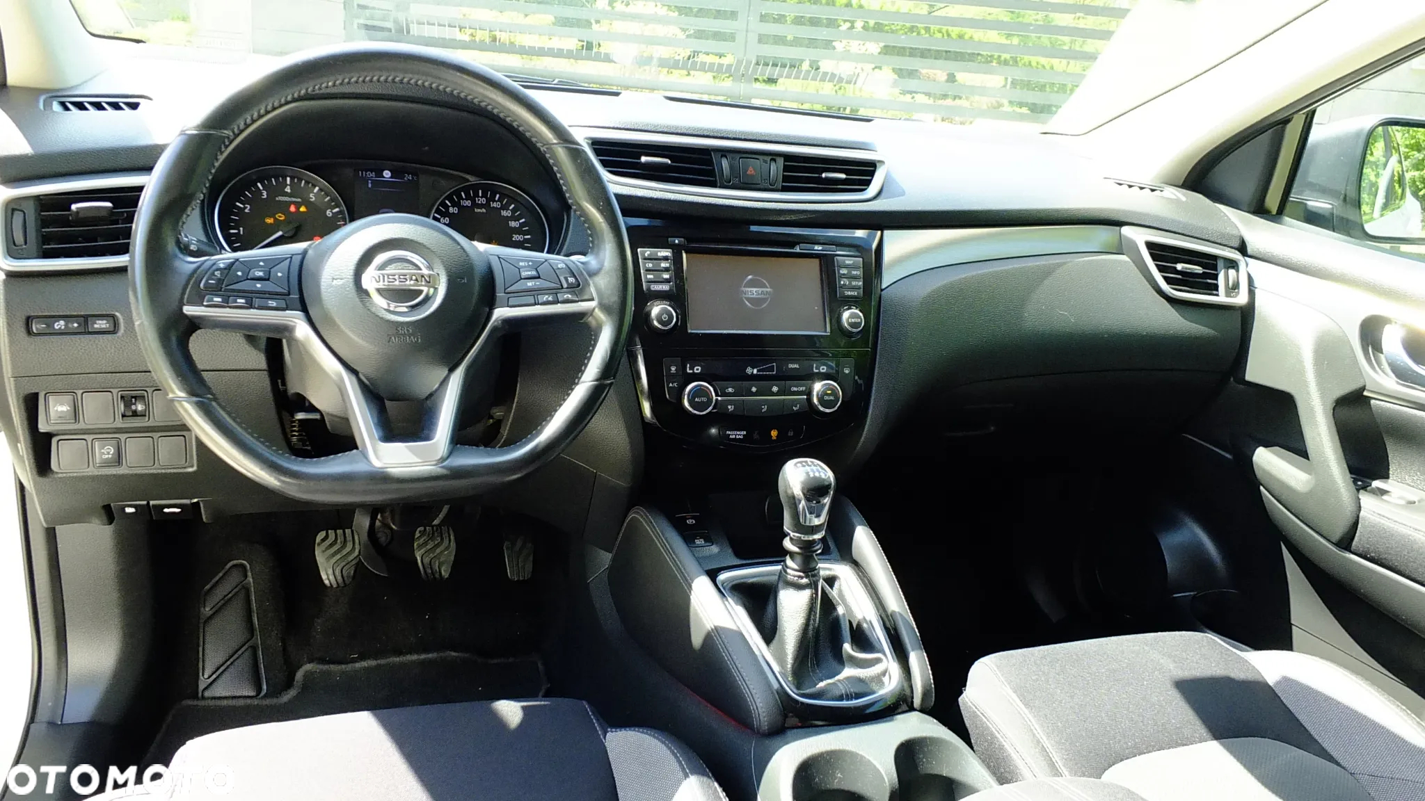 Nissan Qashqai 1.2 DIG-T N-Connecta EU6 - 19