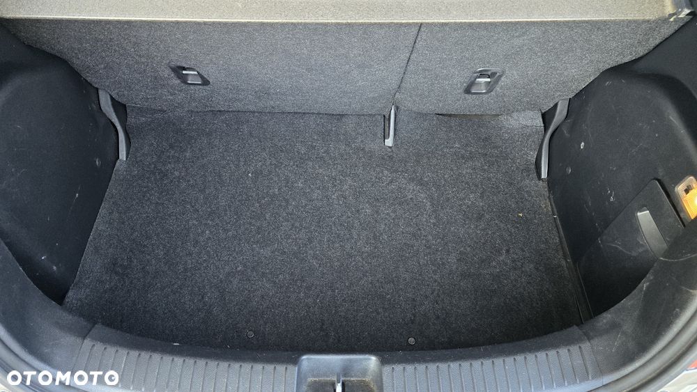 Mazda 2 1.3 Independence - 24