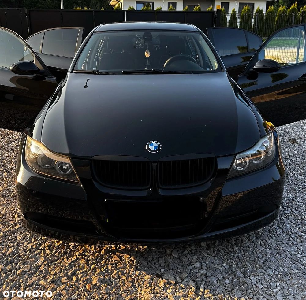 BMW Seria 3 318i - 2