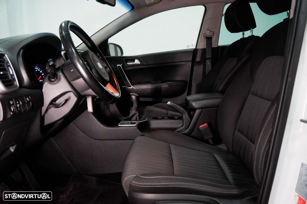 Kia Sportage 1.6 CRDI ISG Tech - 18