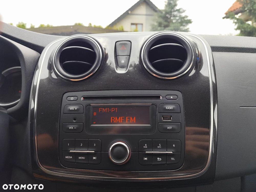 Dacia Sandero SCe 75 Acces - 14