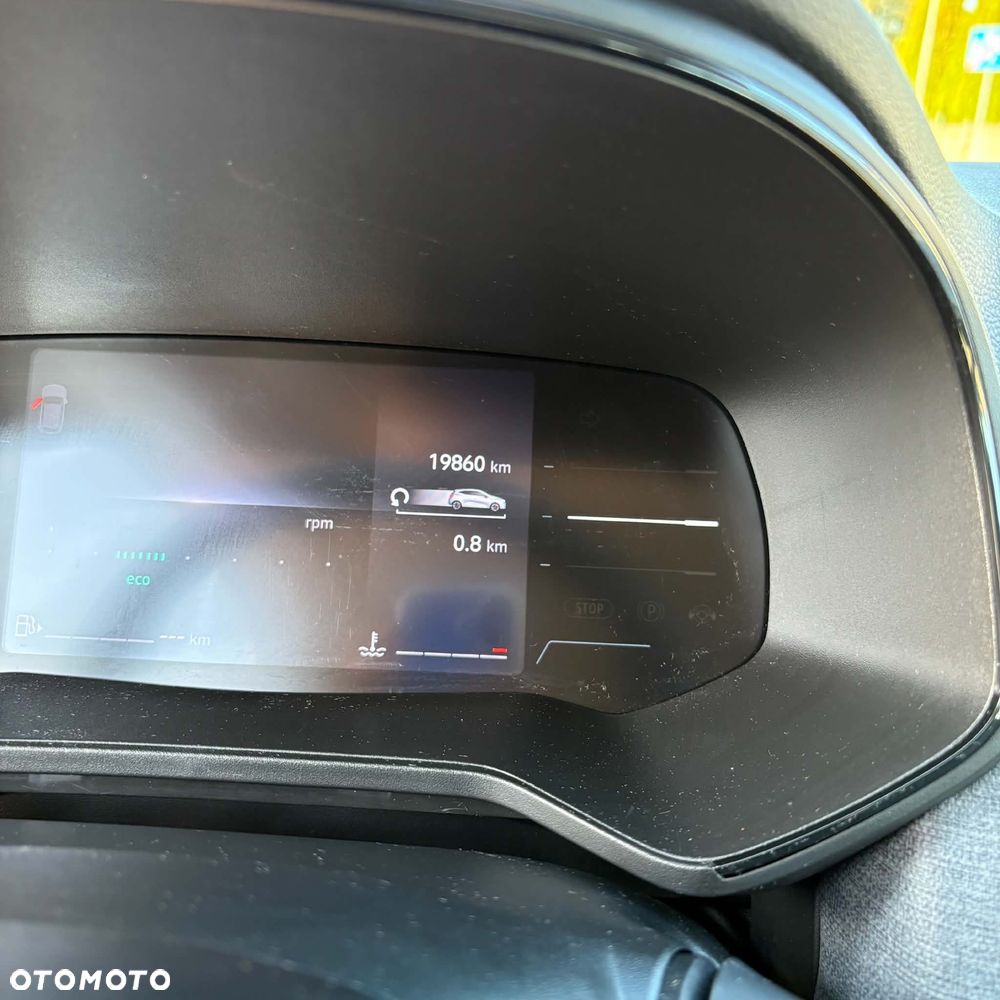 Renault Clio - 10