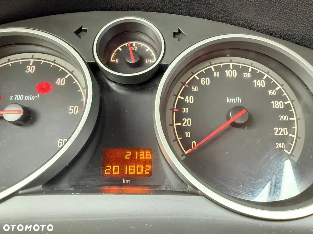 Opel Zafira 1.7 CDTI - 24