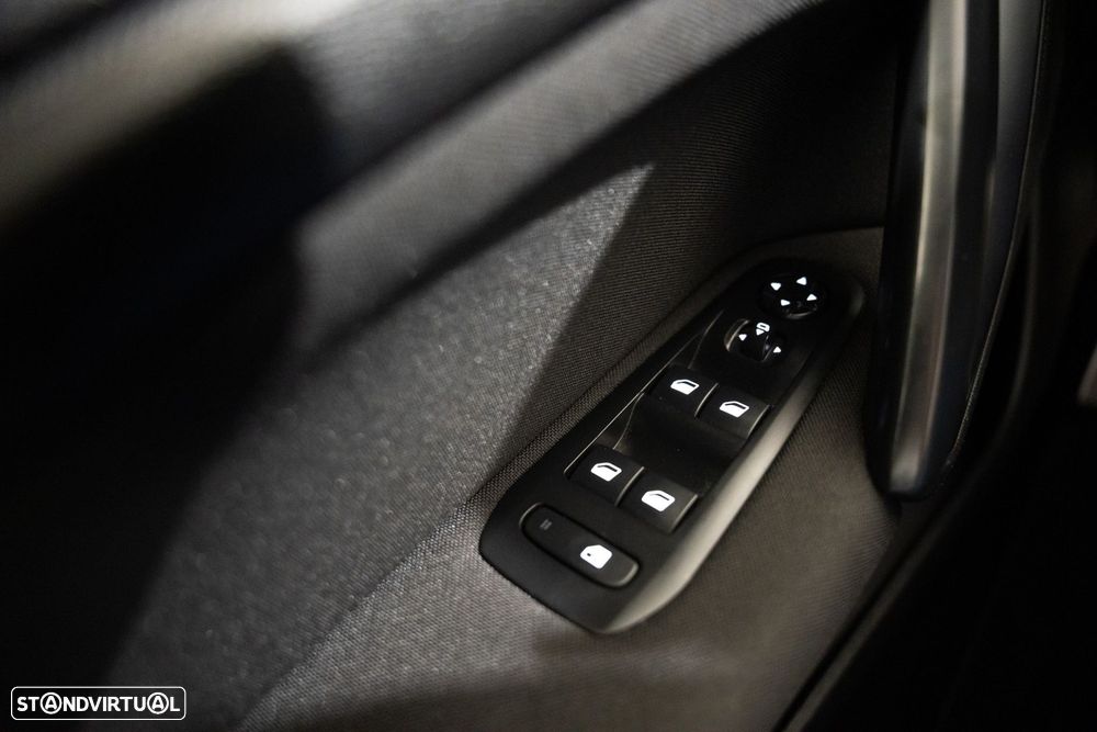 Peugeot 308 1.2 PureTech Allure EAT8 - 15